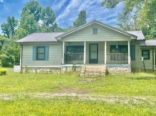 1437 Ninety Seven Springs Rd NE, Dalton, GA 30721