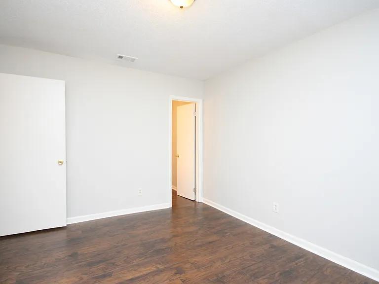 104A Westscott Dr — Photo 14