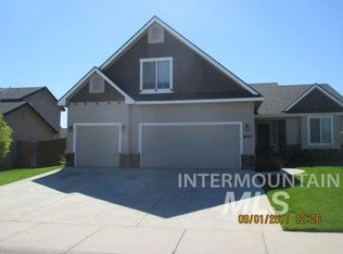 841 N Tropical Dr, Nampa, ID 83686