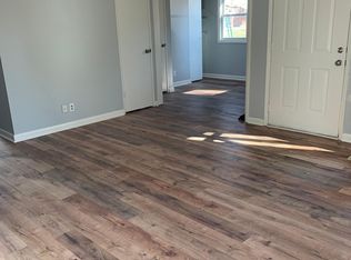 9802 Rowntree Rd, Jeffersontown, KY 40299