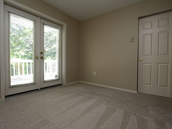 4th image of 2720 118th Ave SE #10102