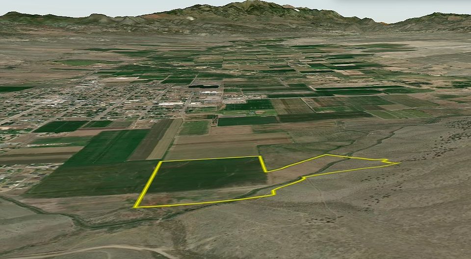 1st image of E Henrie Rd