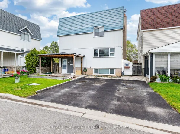 12 Homer Sq, Brampton, ON L6S 1X9