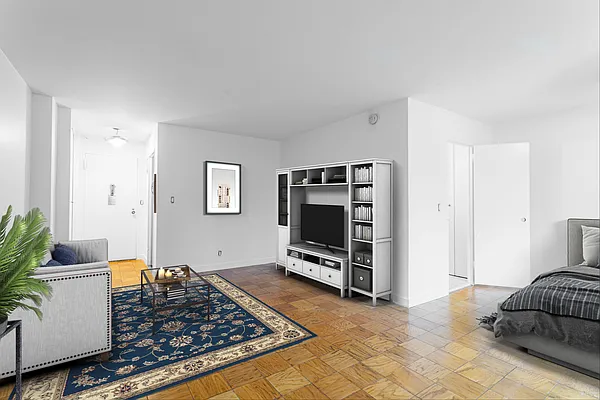 Rented by Cooper & Cooper Real Estate | media 3