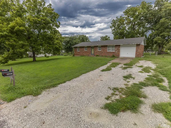 7681 E Parklane Dr, Columbia, MO 65201