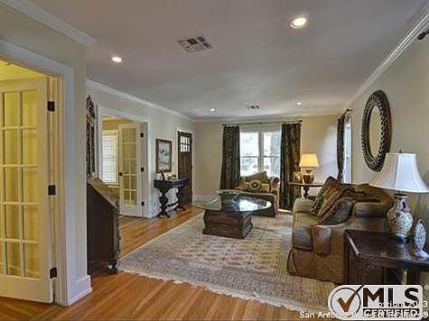 5th image of 515 Argo Ave