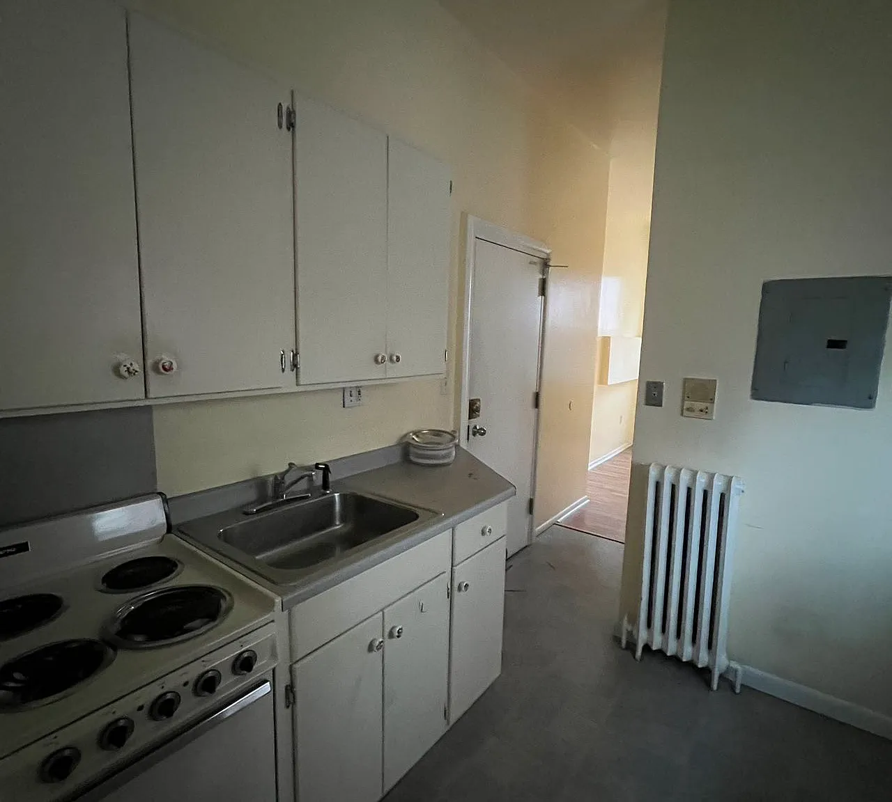 1 bed, 650 sqft, $875 — Photo 2