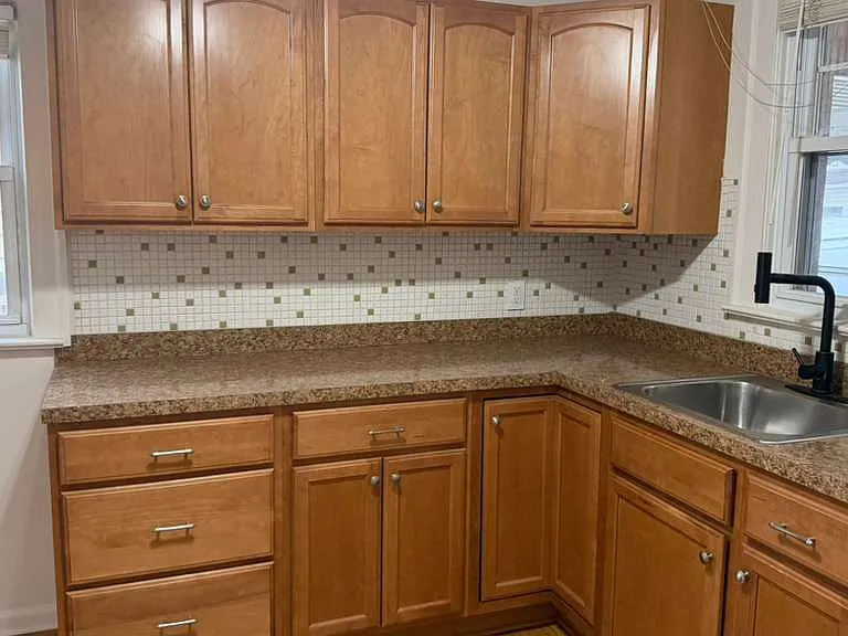 10006 Plymouth Ave — Photo 6