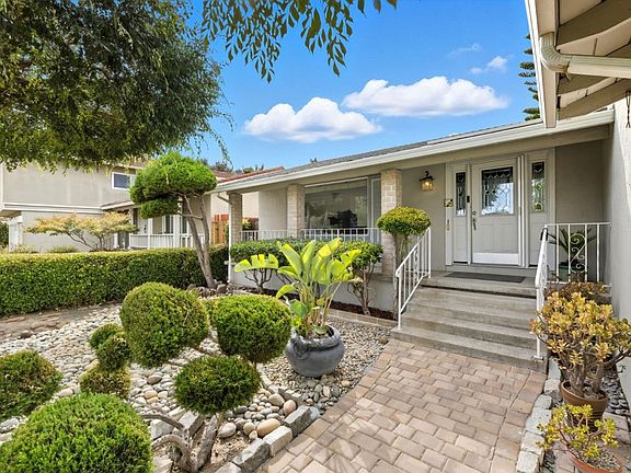 4th image of 6007 Afton Ct