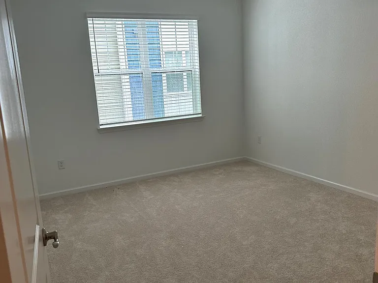 1733 Dromolin Dr #1-206 — Photo 5