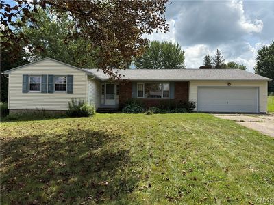 4860 Woodbriar Dr, Syracuse, NY, 13215