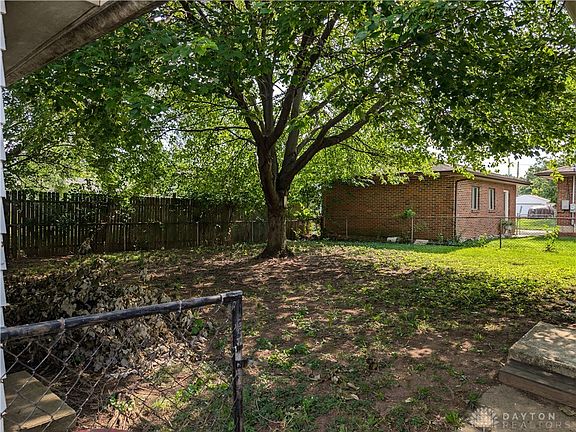 5th image of 2538 Keenan Ave