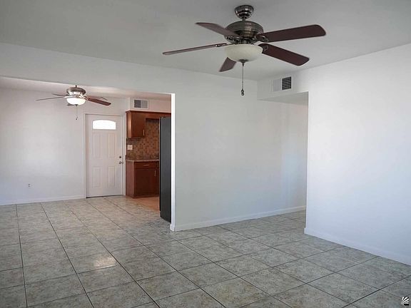 5th image of 2259 E 14th Pl