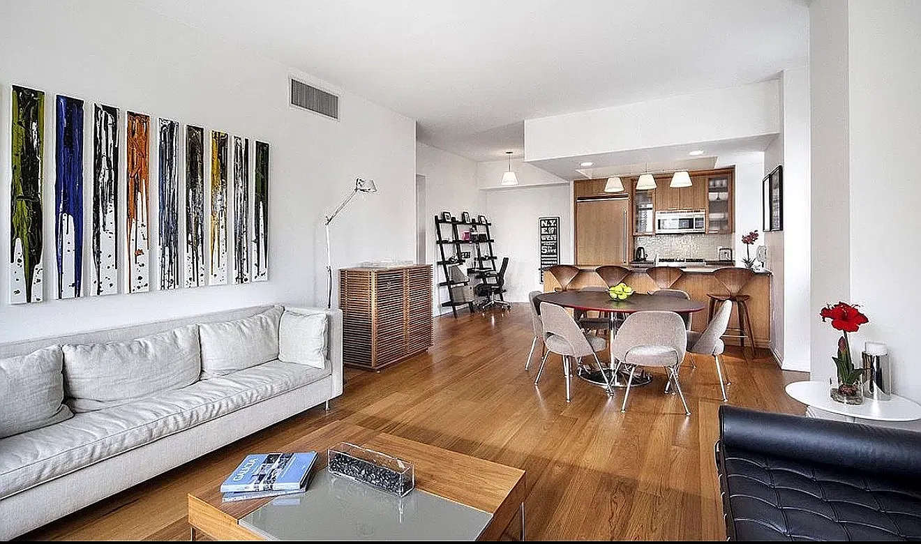 205 East 59th Street — Photo 1
