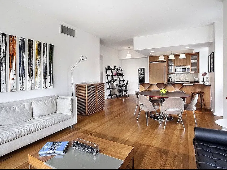 205 E 59th St #20C