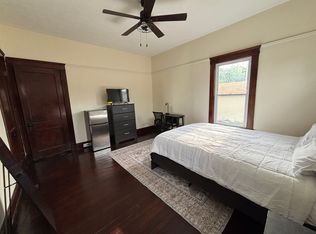 2884 Noble Rd ROOM 1, Cleveland, OH 44121