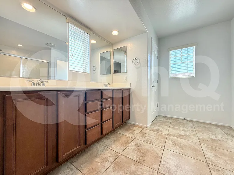 1911 S Tucana Ln — Photo 14