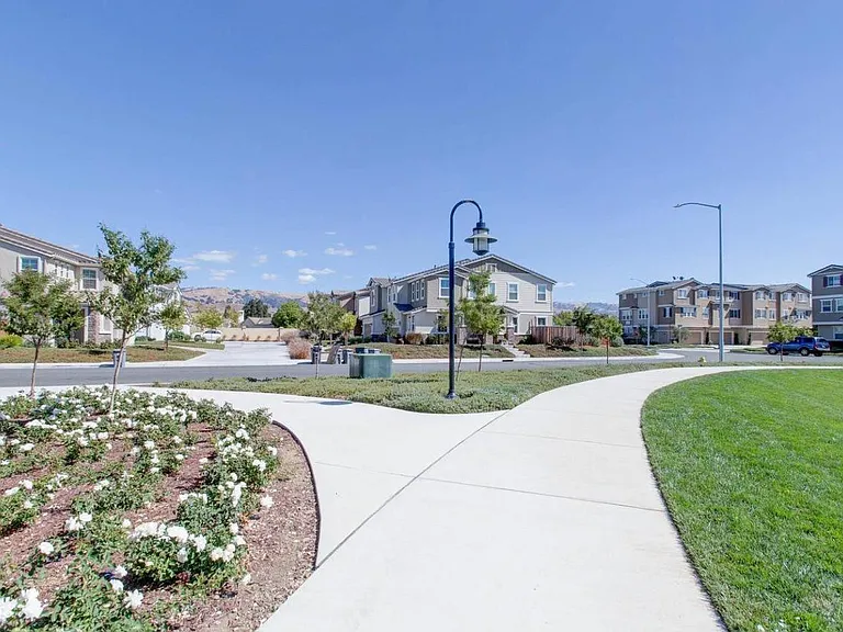 17022 Mimosa Dr — Photo 19