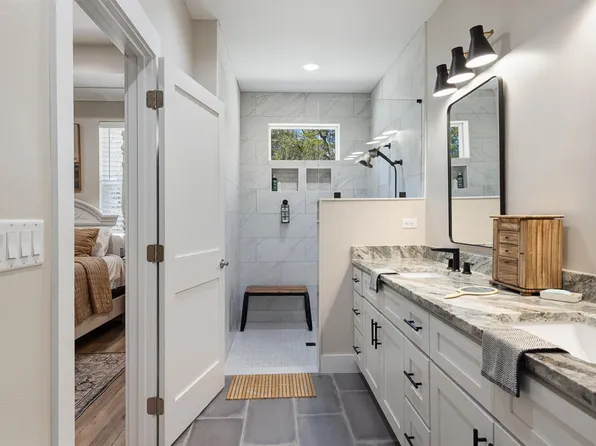 246 Marsh Lndg N, Freeport, FL 32439