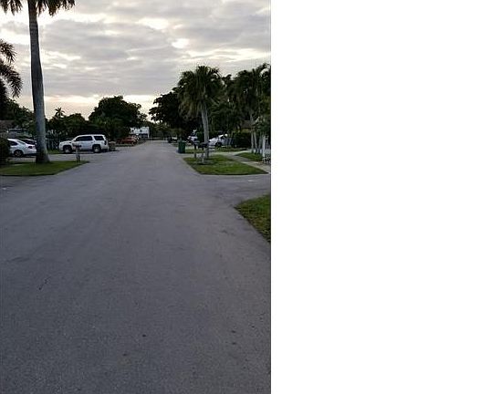 4th image of 6103 SW 48th Ct #A