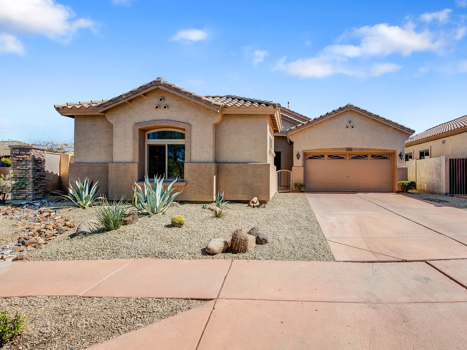 4 bed, 2114 sqft, $3,150 — Photo 3