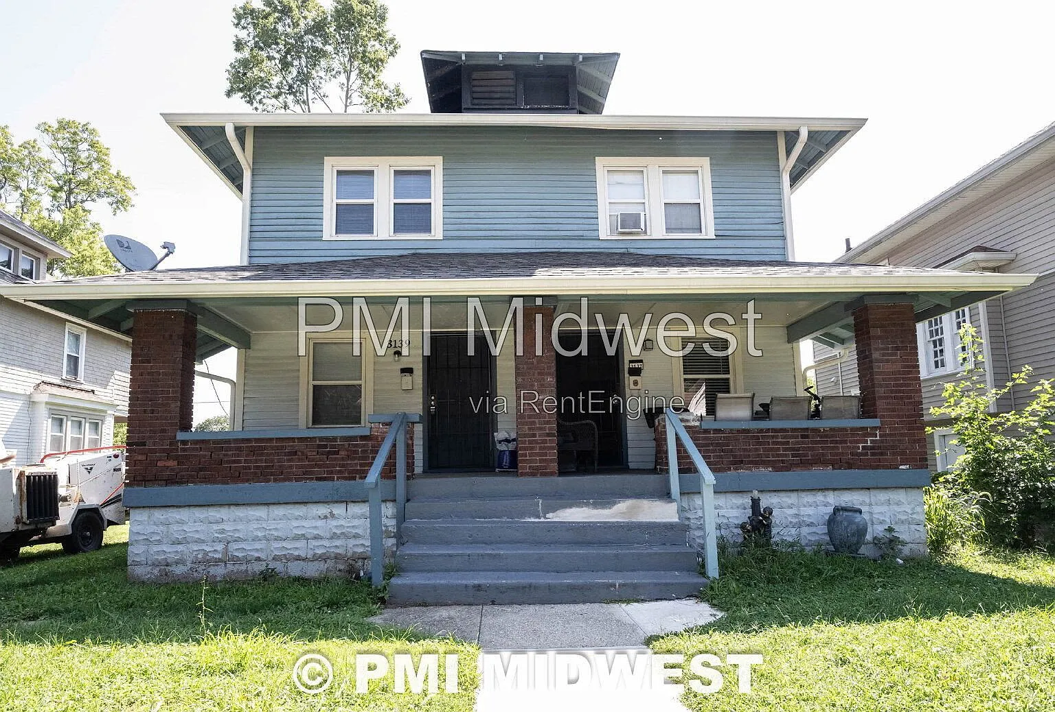 3 bed, 1.0 bath, 1100 sqft, $1,299 — Photo 1