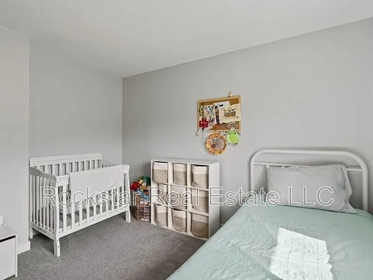 11217 E 11th Ave — Photo 11