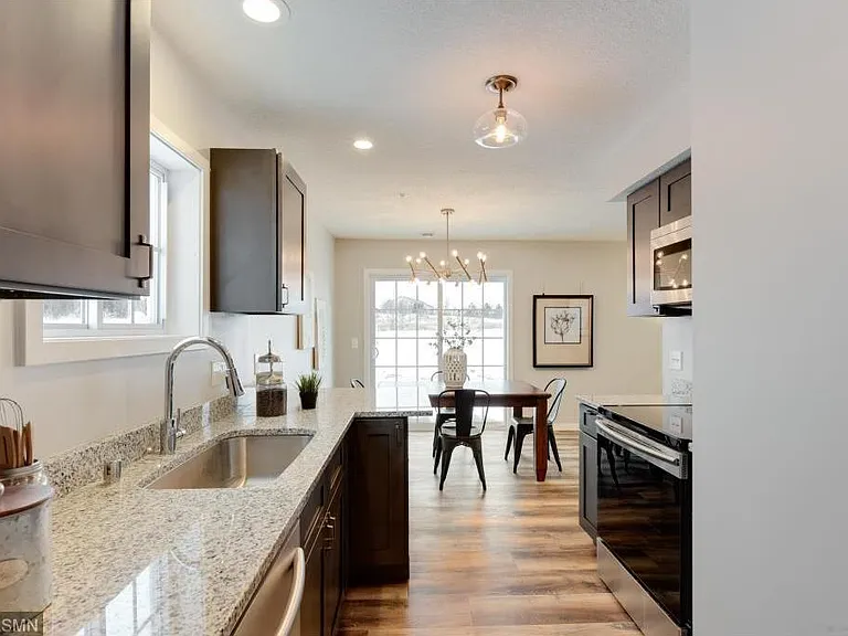 25879 Cardinal St — Photo 6