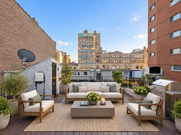 145 East 26th Street image 1 of 3