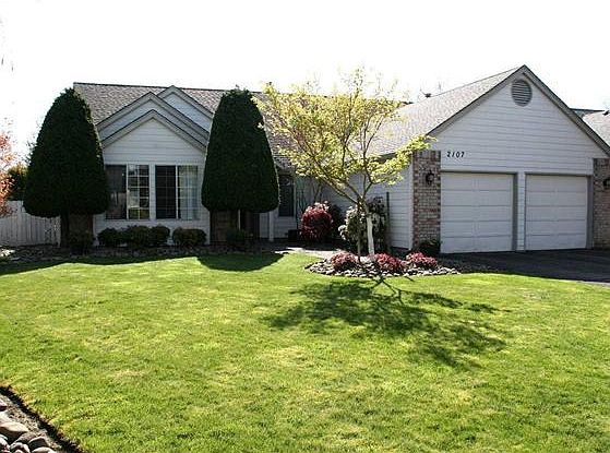 1st image of 2107 SE 160th Pl