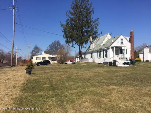 251 County Rd, Cliffwood, NJ 07721