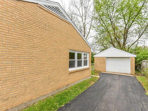 4th image of 2028 Goldsmith Ln