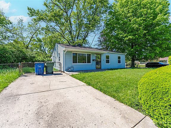 3rd image of 3370 Forent Ave