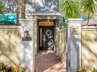 1435 Harbour Walk Rd, Tampa, FL 33602