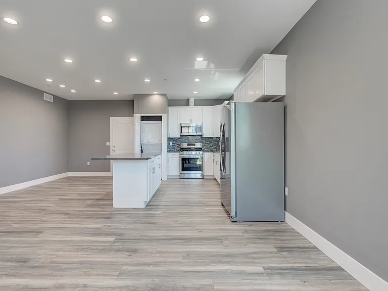 3626 S Cimarron St — Photo 5