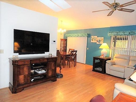 5th image of 844 Monroe Harbor Pl