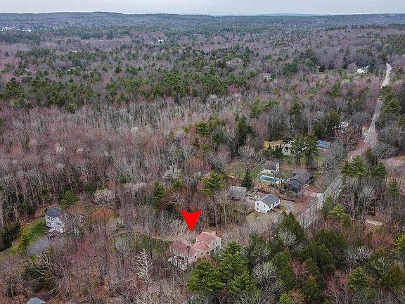 4th image of 304 Blanchard Road