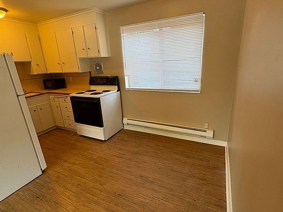 2nd image of 4255 Gilman Ave W APT 8