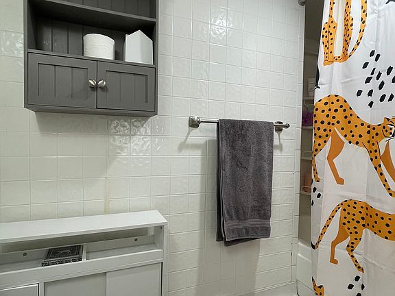 3rd image of 1175 Vine St APT 405
