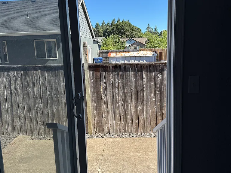 24885 Spare Ln — Photo 7