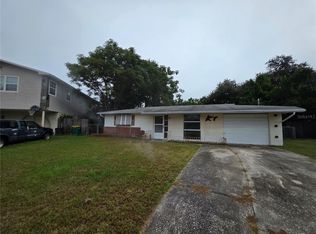 1746 Debonair Dr, Holiday, FL 34690