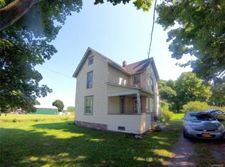4023 Quaker Rd, Gasport, NY 14067
