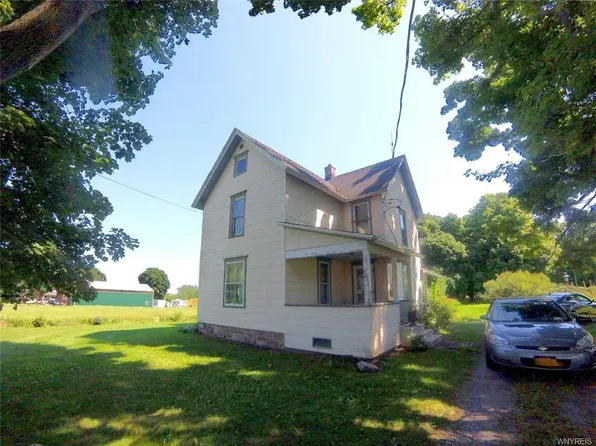 4023 Quaker Rd, Gasport, NY 14067