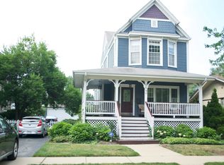 6640 34th St, Berwyn, IL 60402