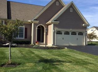 4 Pollazzo Ct, Queensbury, NY 12804