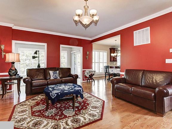 5th image of 4508 Red Leaf Ct