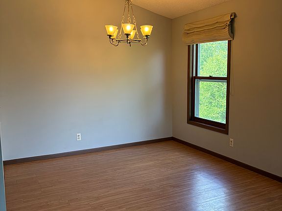 5th image of 1389 Berry Ridge Rd APT 301