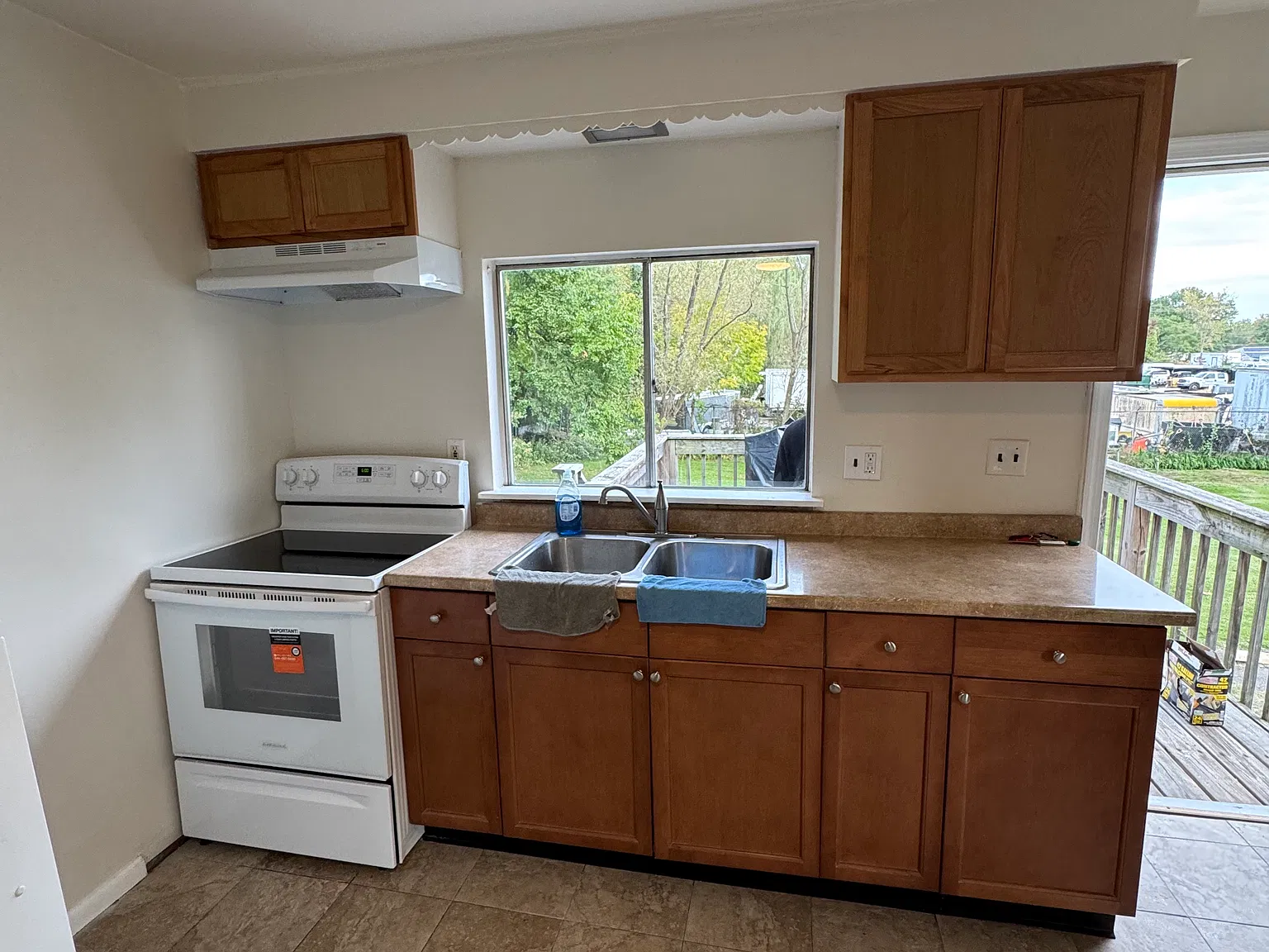 2 bed, 1000 sqft, $1,800 — Photo 3