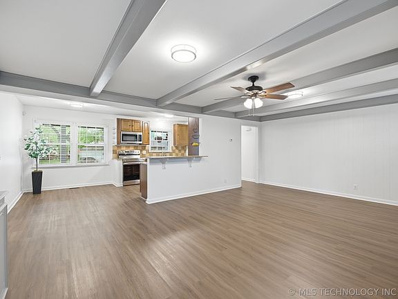 5th image of 4130 E 49th St S