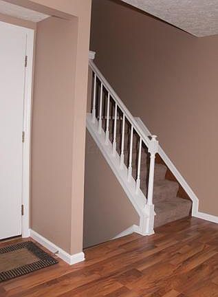 4th image of 4174 Woodville Dr